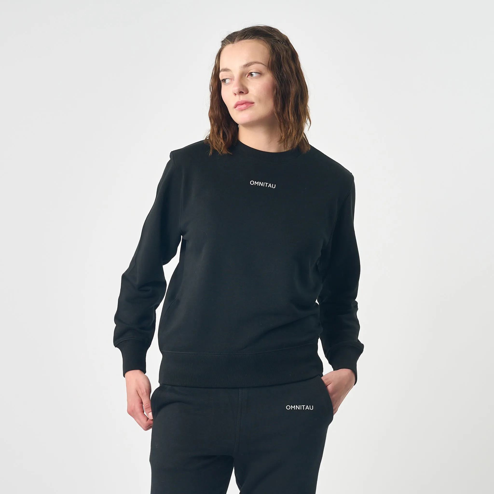 Omnitau Women's Ellyse Organic Cotton Medium Fit Sweatshirt - Black