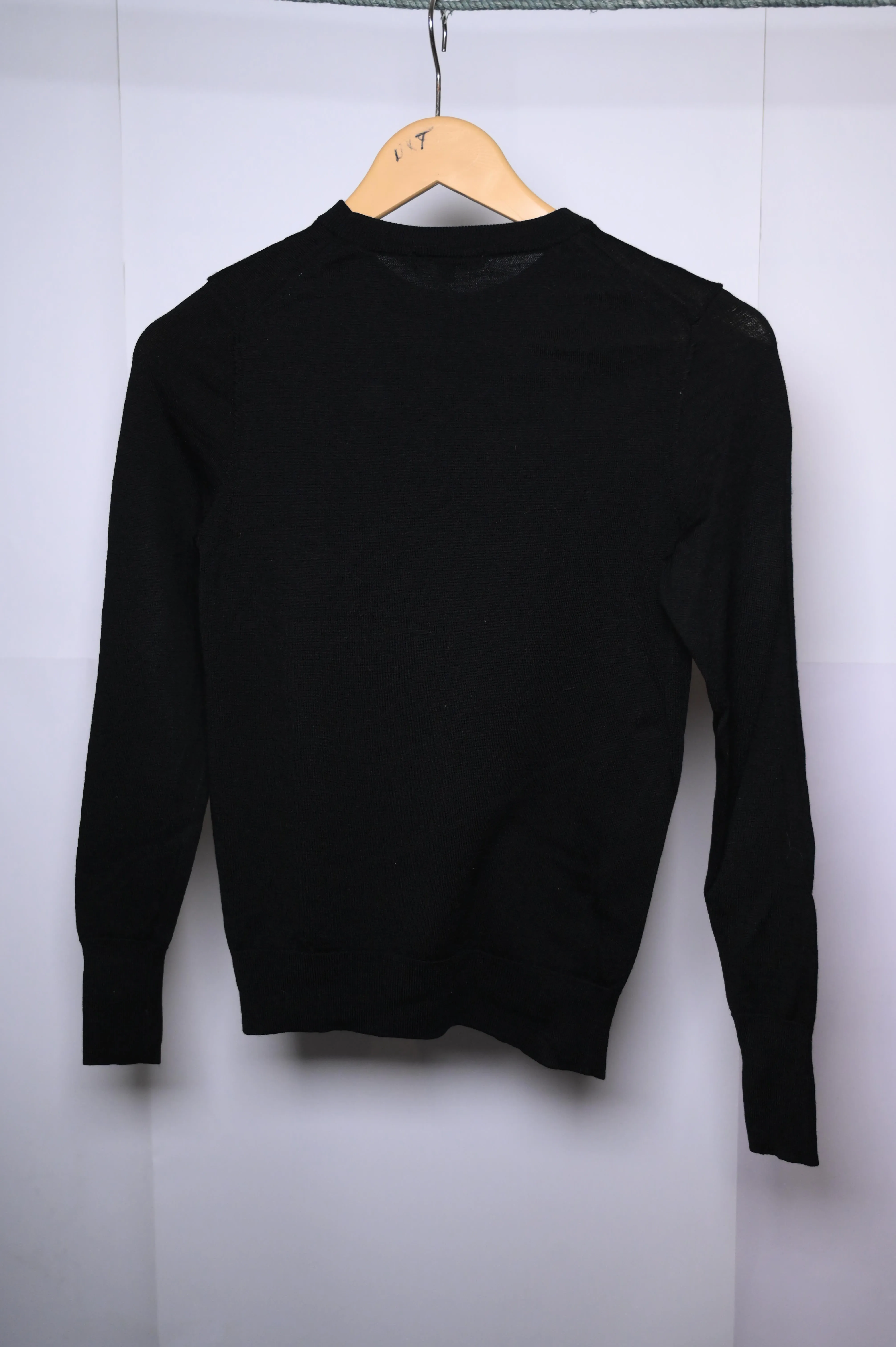 Uniqlo Small Black Sweatshirt